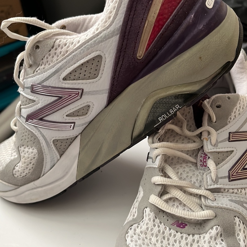 New Balance 1540 Heritage collection running shoes size 12AA womens